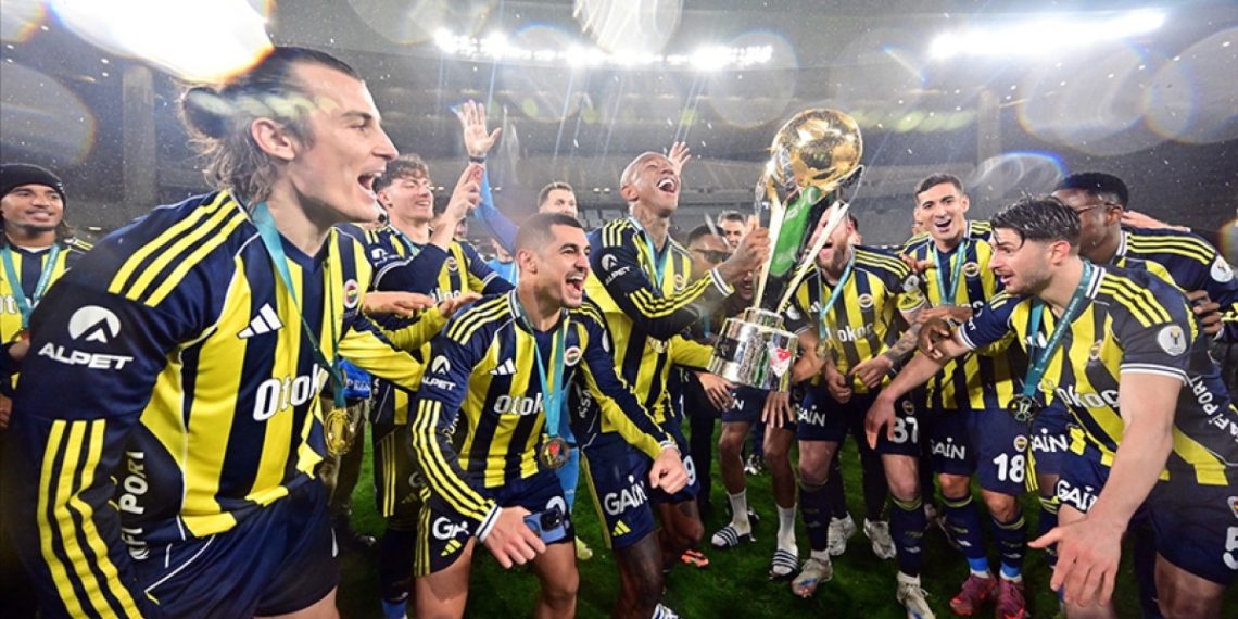 Süper Kupa için Fenerbahçe’ye tebrik mesajları