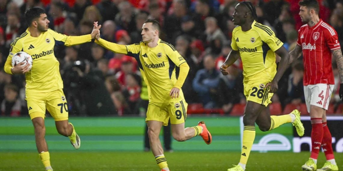 Fenerbahçe, Avrupa’ya galibiyetle veda etti