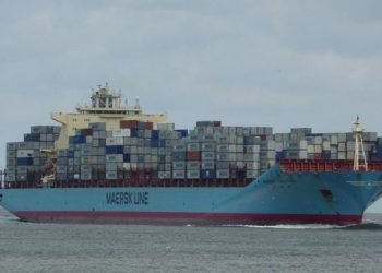 Maersk, Hürmüz Boğazı geçişlerini askıya aldı